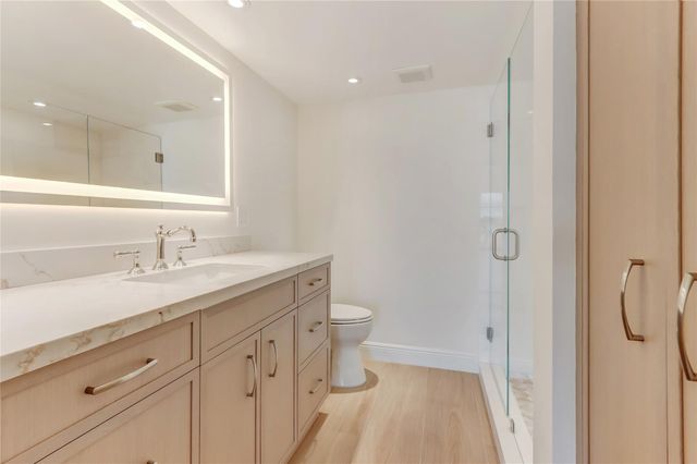 1710 S Ocean Lane 202, Fort Lauderdale, FL 33316