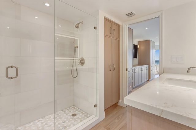 1710 S Ocean Lane 202, Fort Lauderdale, FL 33316