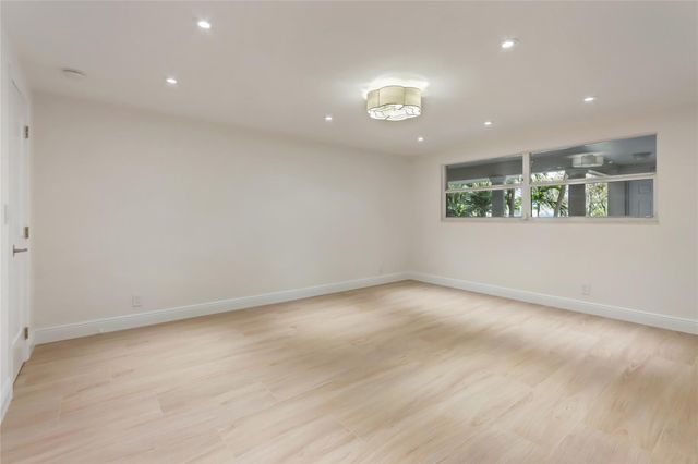 1710 S Ocean Lane 202, Fort Lauderdale, FL 33316