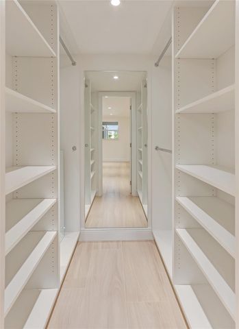 1710 S Ocean Lane 202, Fort Lauderdale, FL 33316