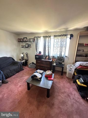 4433 STRAHLE ST, Philadelphia, PA 19136