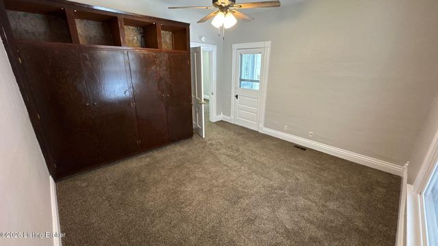 535 Warnock St, Louisville, KY 40217