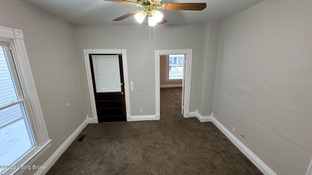 535 Warnock St, Louisville, KY 40217