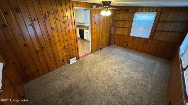 535 Warnock St, Louisville, KY 40217