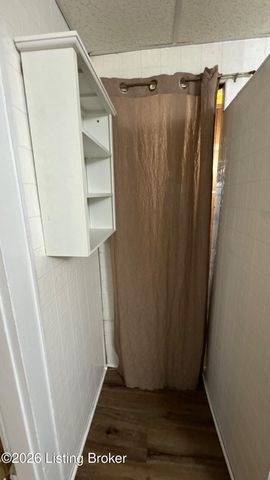 535 Warnock St, Louisville, KY 40217