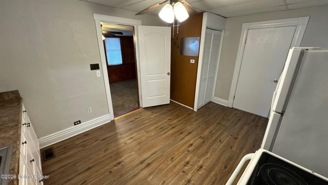 535 Warnock St, Louisville, KY 40217