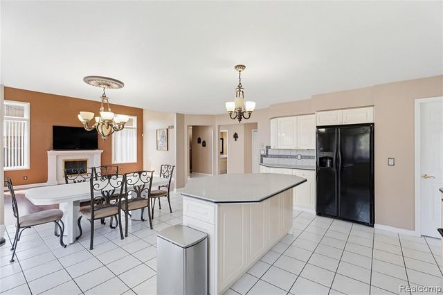 41116 Ginger Court, Sterling Heights, MI 48314