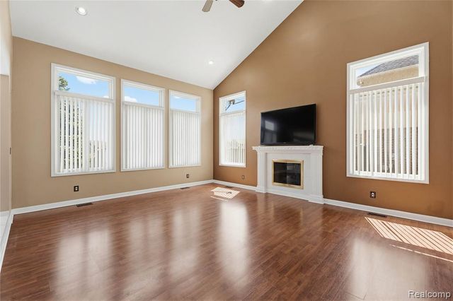 41116 Ginger Court, Sterling Heights, MI 48314