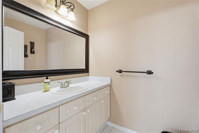 41116 Ginger Court, Sterling Heights, MI 48314