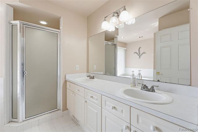 41116 Ginger Court, Sterling Heights, MI 48314