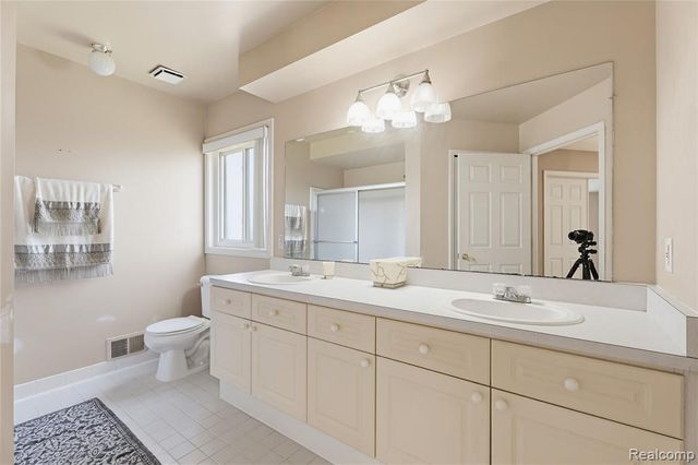 41116 Ginger Court, Sterling Heights, MI 48314