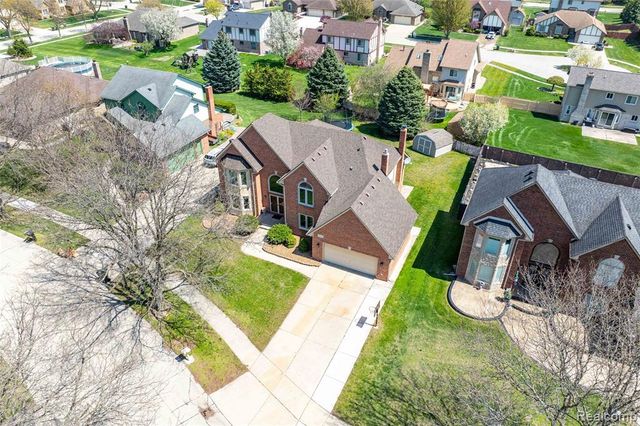 41116 Ginger Court, Sterling Heights, MI 48314