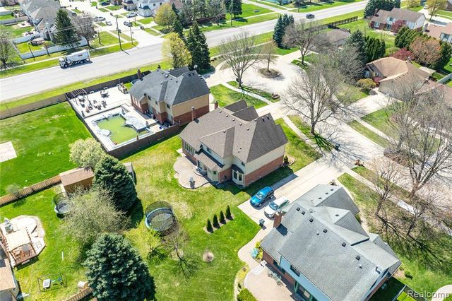 41116 Ginger Court, Sterling Heights, MI 48314