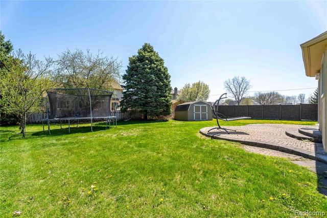 41116 Ginger Court, Sterling Heights, MI 48314