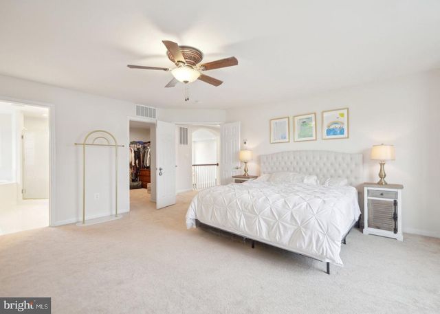 15888 AERIAL VIEW RD, Woodbridge, VA 22193