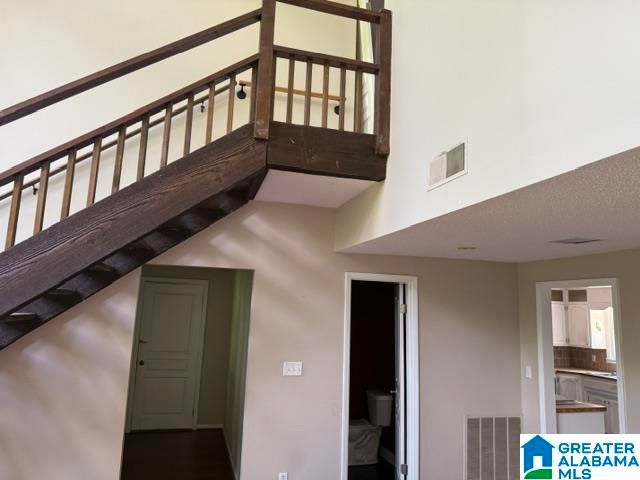 1405 WOODWARD CIRCLE, Gardendale, AL 35071