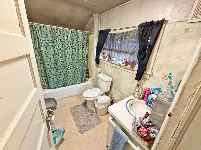 714 W Augusta Ave, Spokane, WA 99205