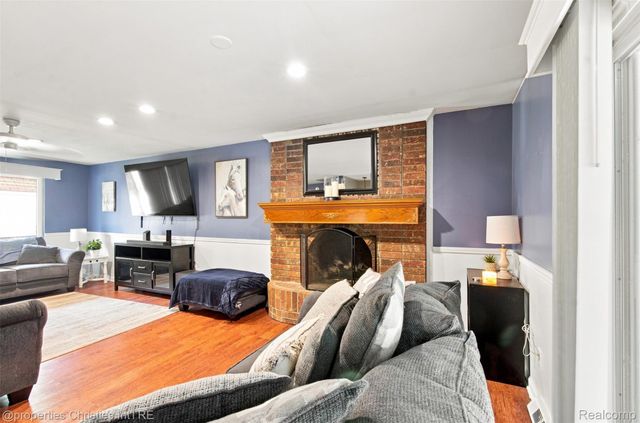 2631 Edgevale Drive, Waterford Charter Township, MI 48329