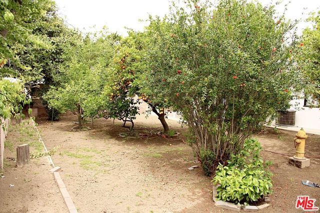 20158 Gresham Street, Winnetka (los Angeles), CA 91306