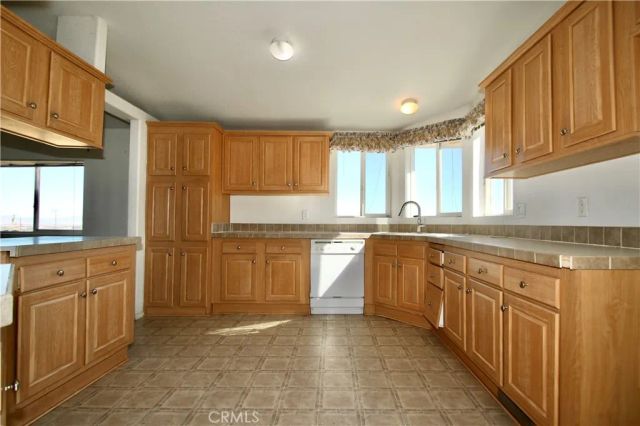 737 Gerber, Landers, CA 92285