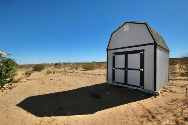 737 Gerber, Landers, CA 92285