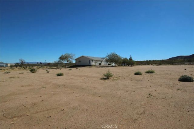 737 Gerber, Landers, CA 92285