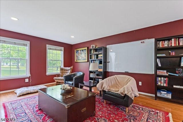 4 Pembrook Ct, Liberty Twp., NJ 07838