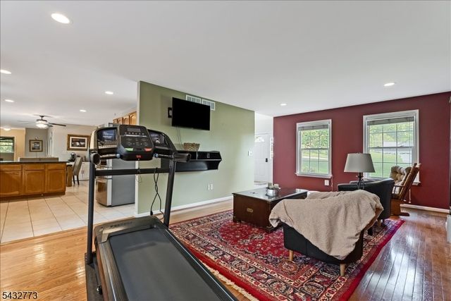 4 Pembrook Ct, Liberty Twp., NJ 07838