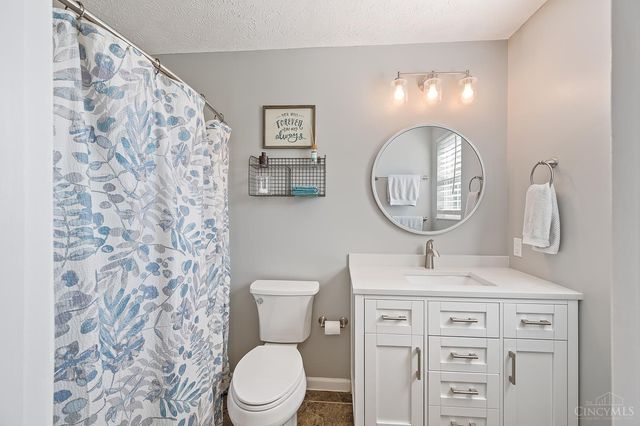 525 E State Road, Cleves, OH 45002