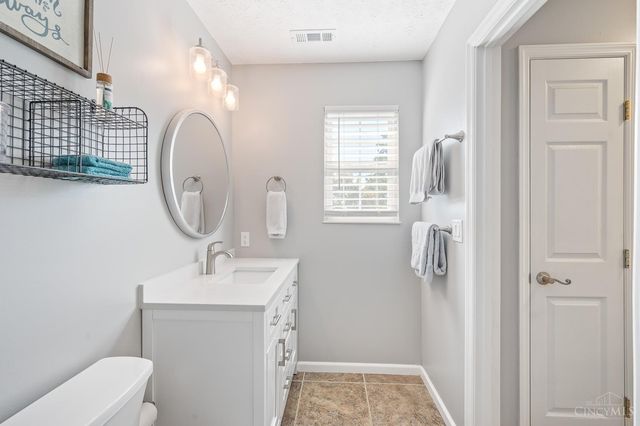 525 E State Road, Cleves, OH 45002