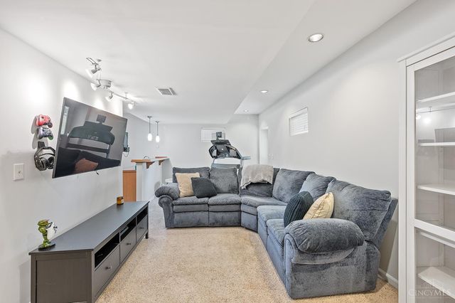 525 E State Road, Cleves, OH 45002