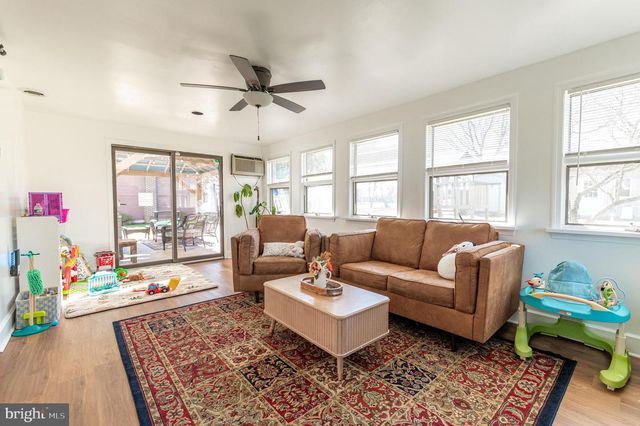 2950 SANTEE DR, Bethlehem, PA 18017