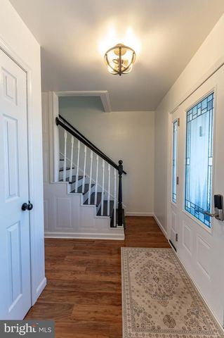 2950 SANTEE DR, Bethlehem, PA 18017