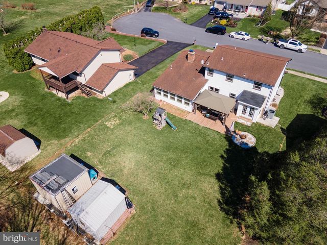 2950 SANTEE DR, Bethlehem, PA 18017