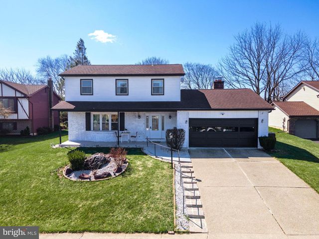 2950 SANTEE DR, Bethlehem, PA 18017