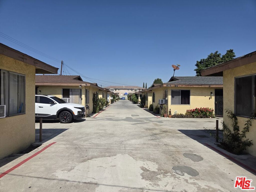 5143 Clara Street, Cudahy, CA 90201 — photo 5