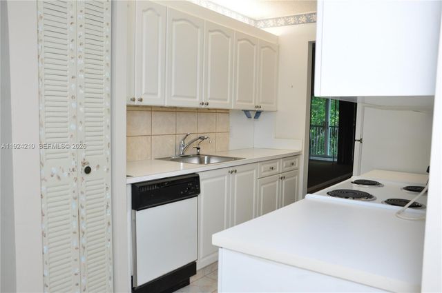 13000 SW 15th Court 411U, Pembroke Pines, FL 33027