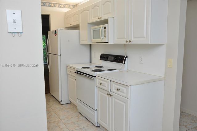 13000 SW 15th Court 411U, Pembroke Pines, FL 33027