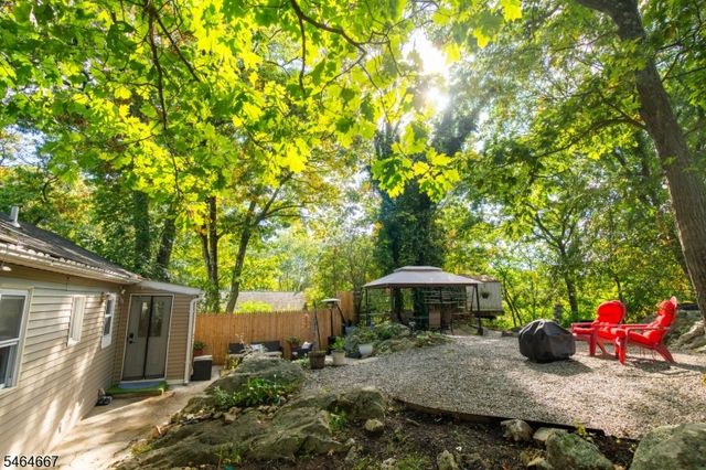 36 Stevens Trl, Hopatcong Boro, NJ 07843
