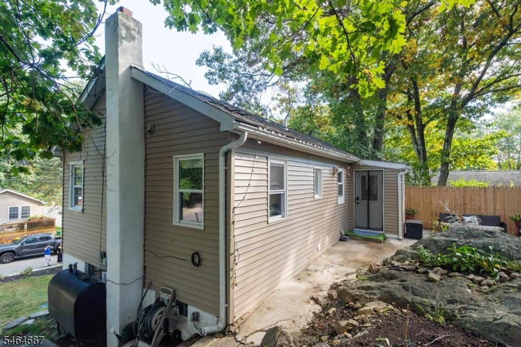 36 Stevens Trl, Hopatcong Boro, NJ 07843 — photo 3