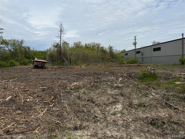 22477 15 Mile Road, Clinton Township, MI 48035