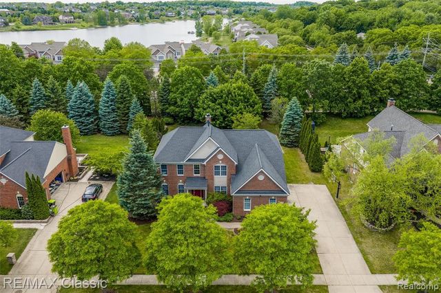 25051 Samoset Court, Novi, MI 48374