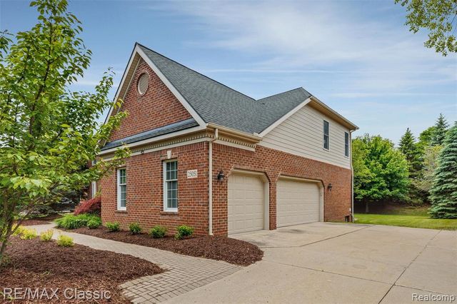 25051 Samoset Court, Novi, MI 48374
