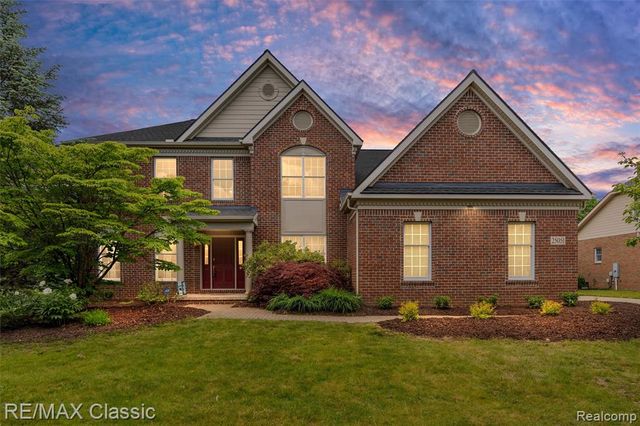 25051 Samoset Court, Novi, MI 48374