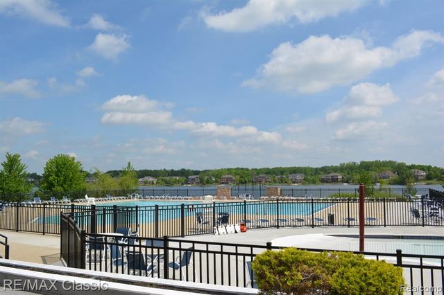 25051 Samoset Court, Novi, MI 48374