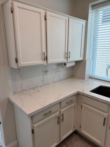 1143 E Frye Road, Phoenix, AZ 85048