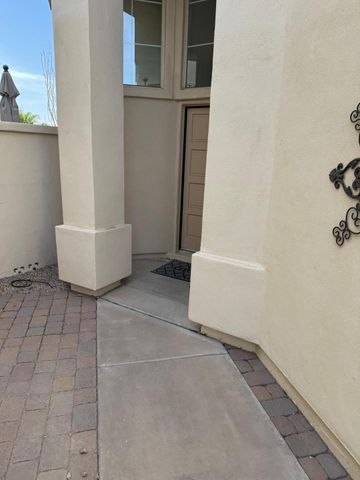 1143 E Frye Road, Phoenix, AZ 85048