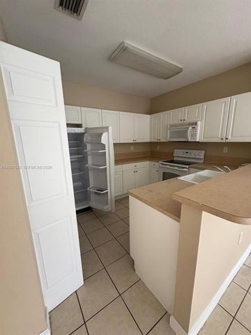 1690 NE 33rd Avenue 1096, Homestead, FL 33033