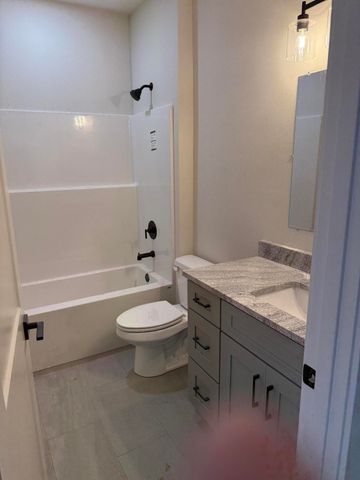 825 S Cobble Creek Boulevard, Nixa, MO 65714