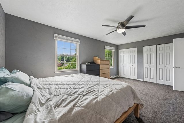 5131 Daube Dr, Whitehall, PA 15236